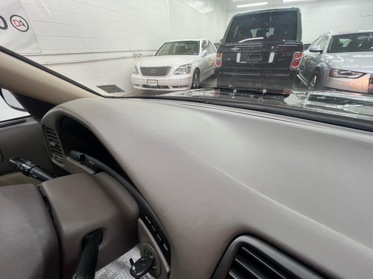 Lexus LS 400  1999