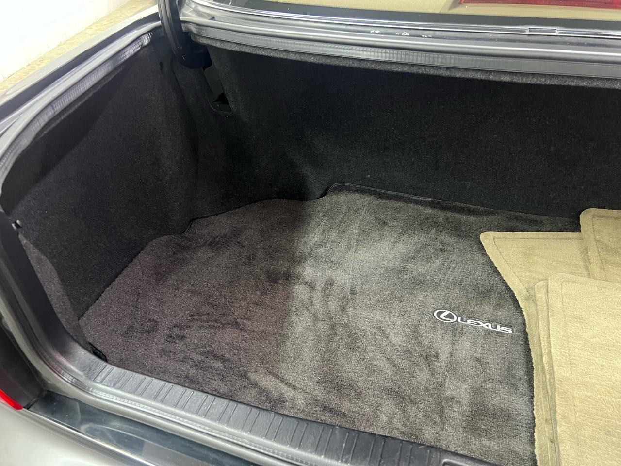 Lexus LS 400  1999