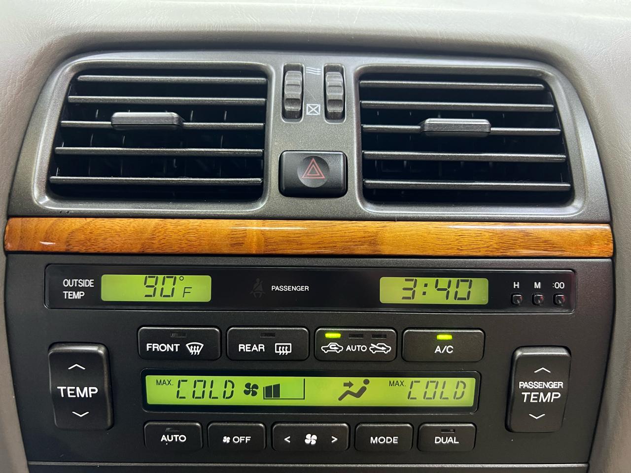 Lexus LS 400  1999