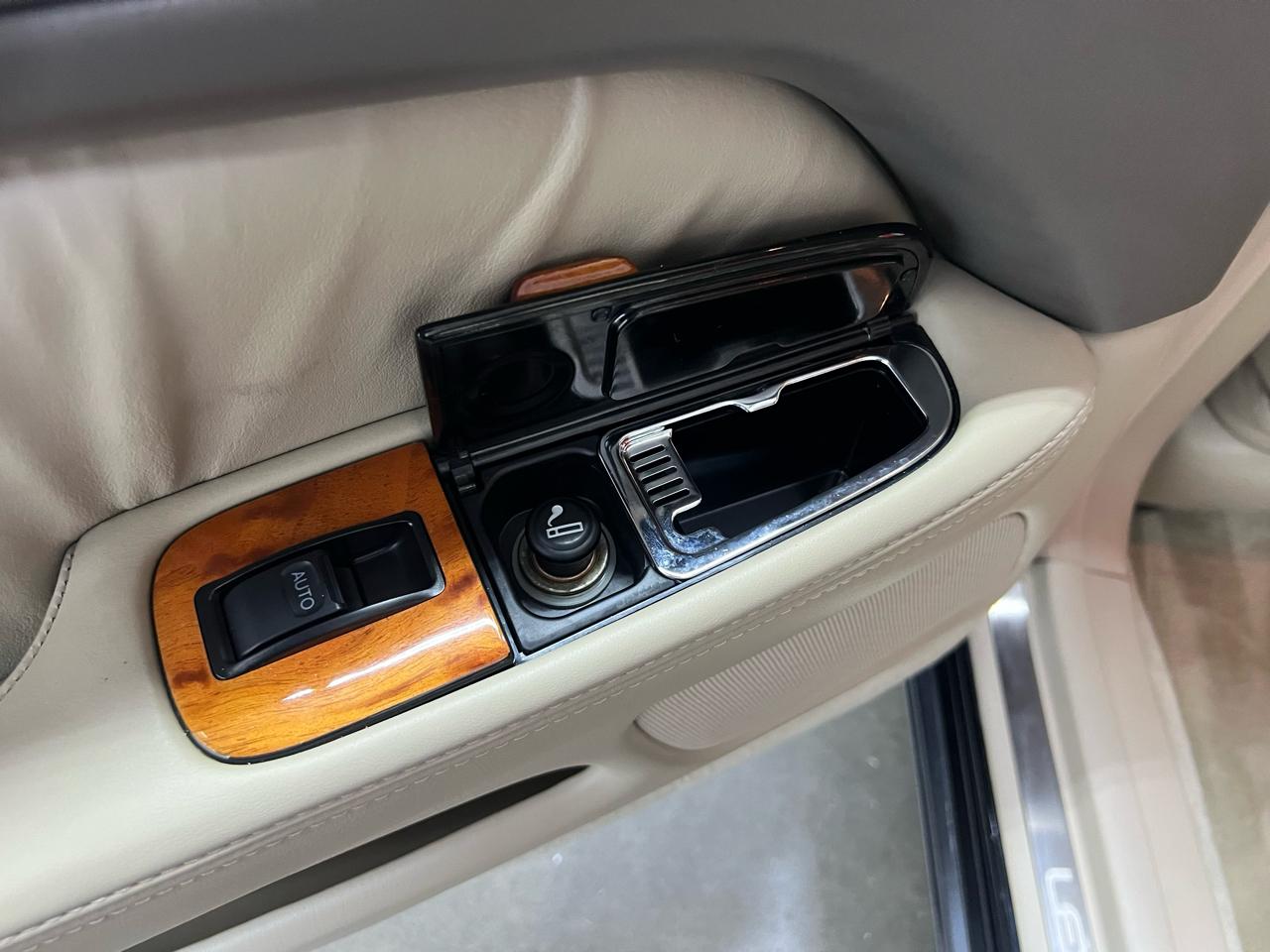Lexus LS 400  1999