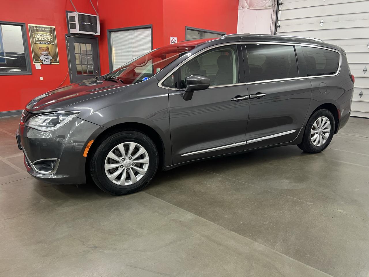 Chrysler Pacifica Touring-L 2018
