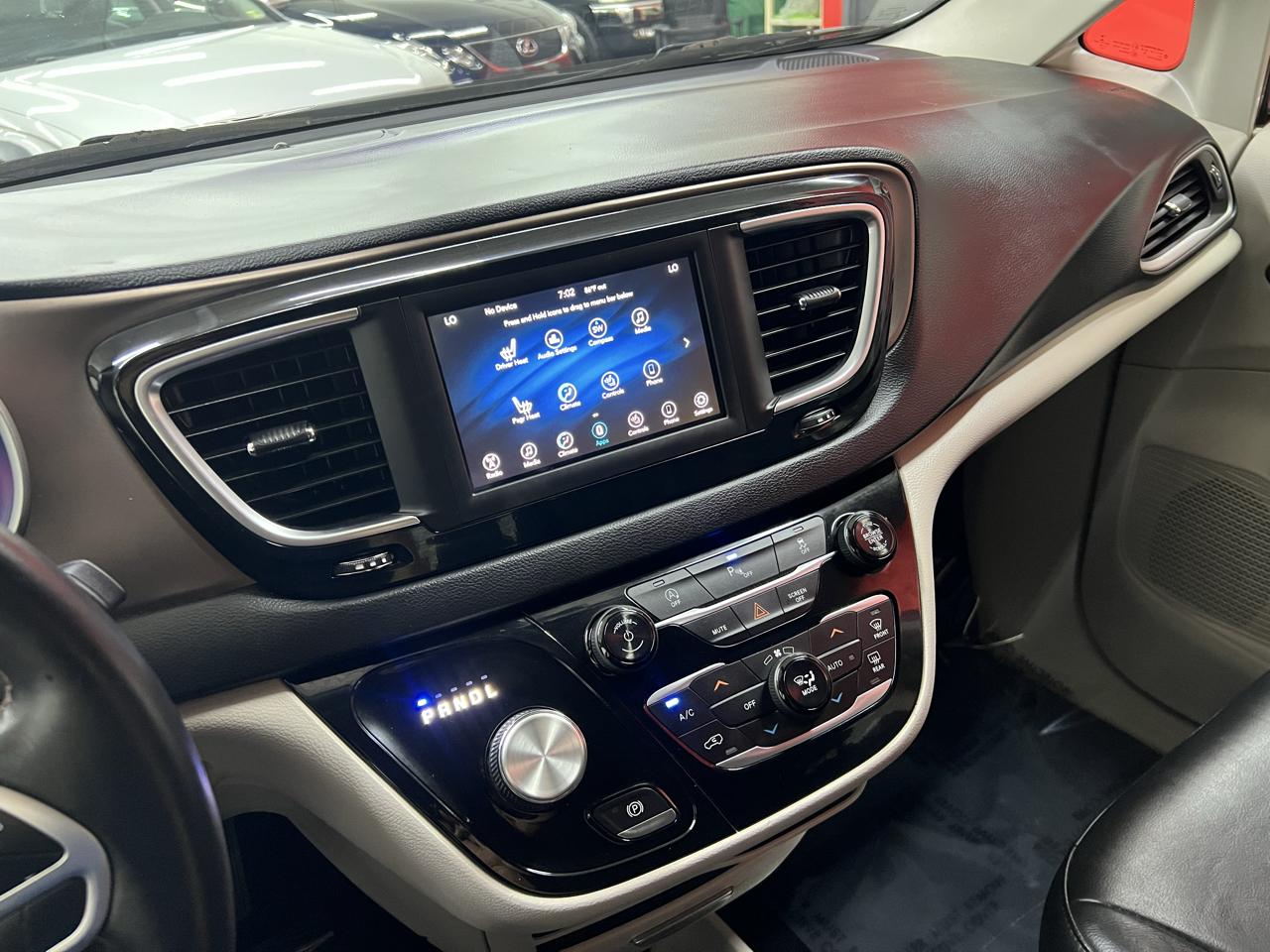 Chrysler Pacifica Touring-L 2018