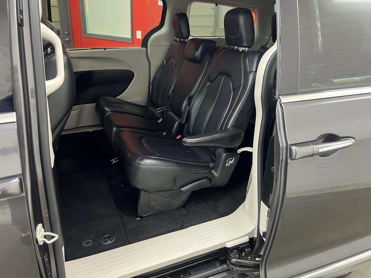 Chrysler Pacifica Touring-L 2018
