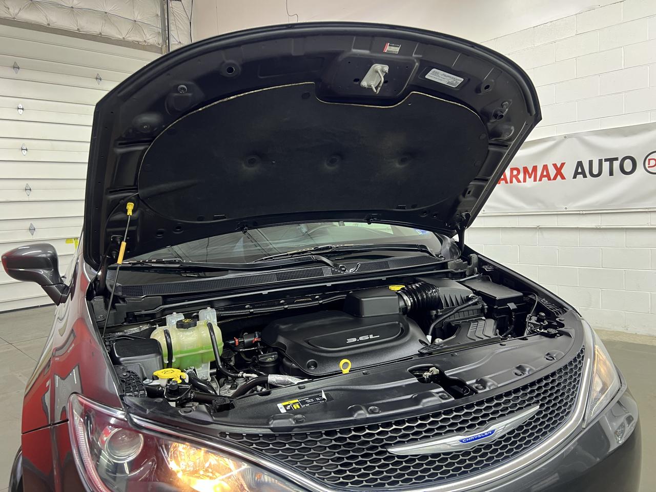 Chrysler Pacifica Touring-L 2018