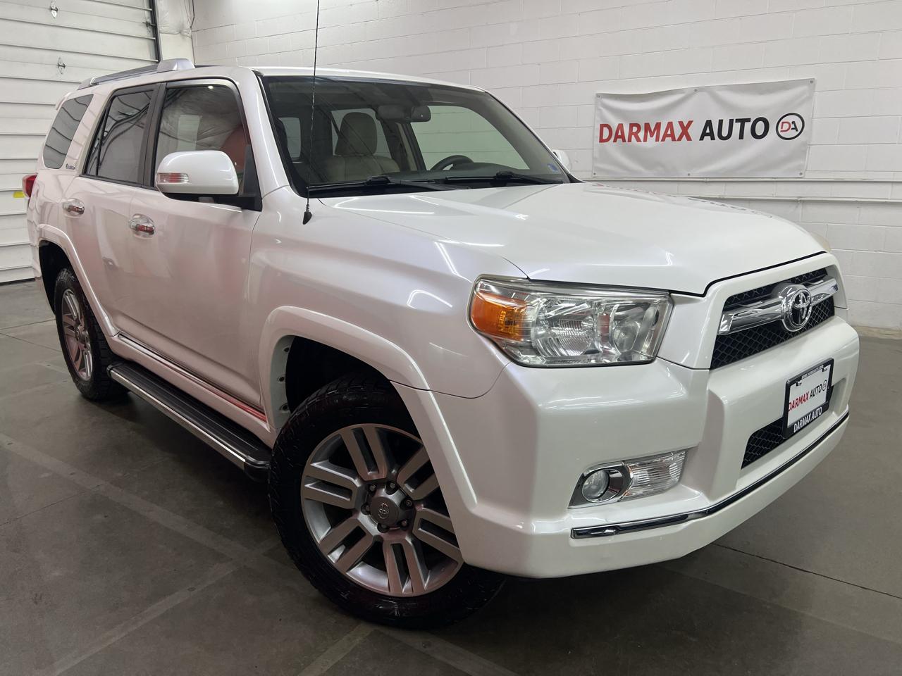 Toyota 4Runner Limited 4WD V6 2011