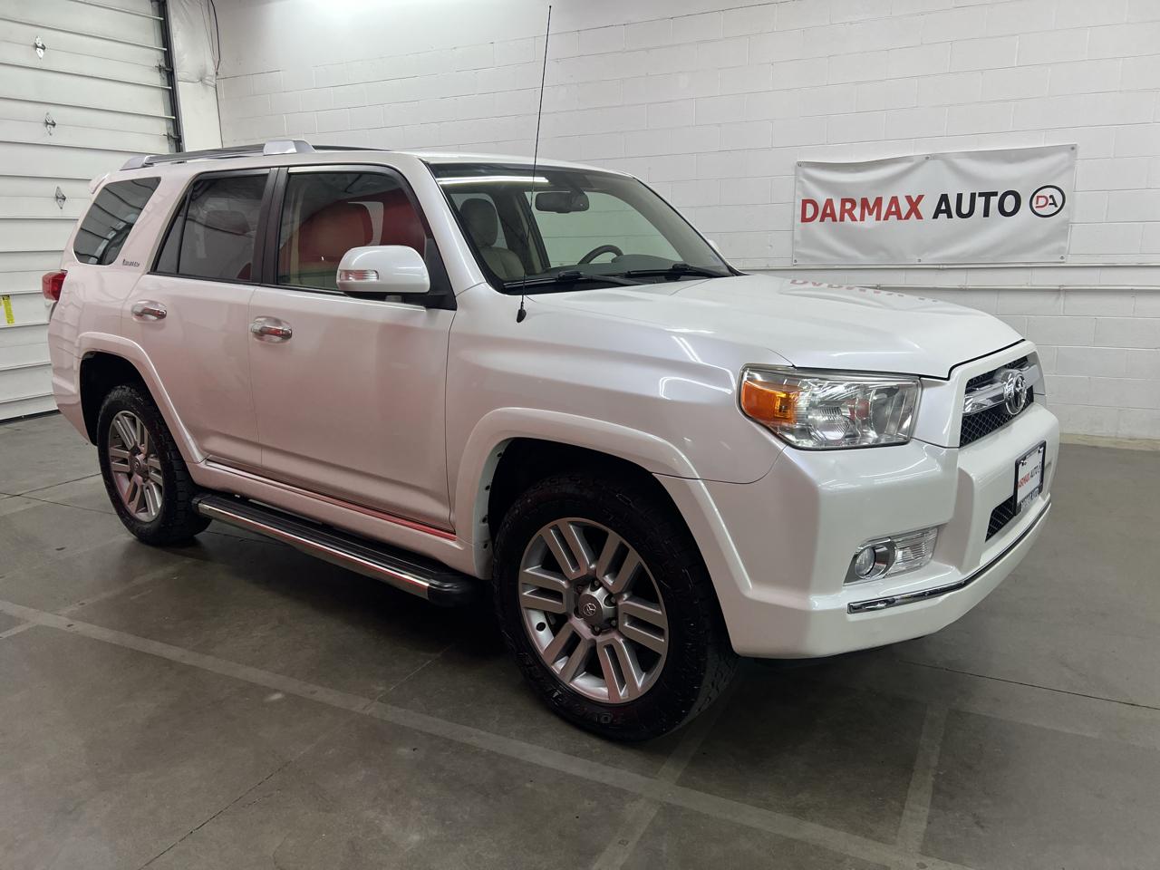 Toyota 4Runner Limited 4WD V6 2011