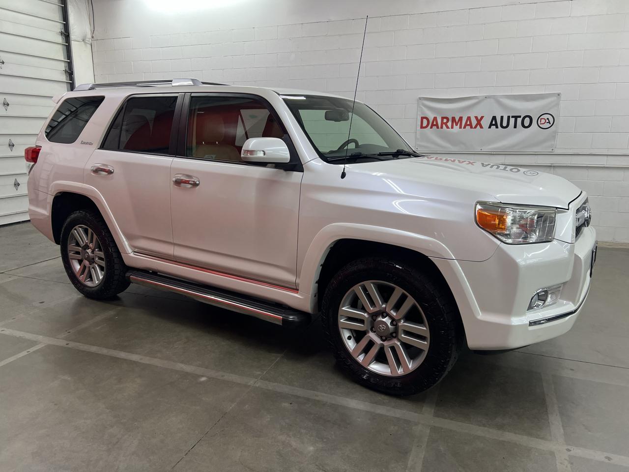 Toyota 4Runner Limited 4WD V6 2011