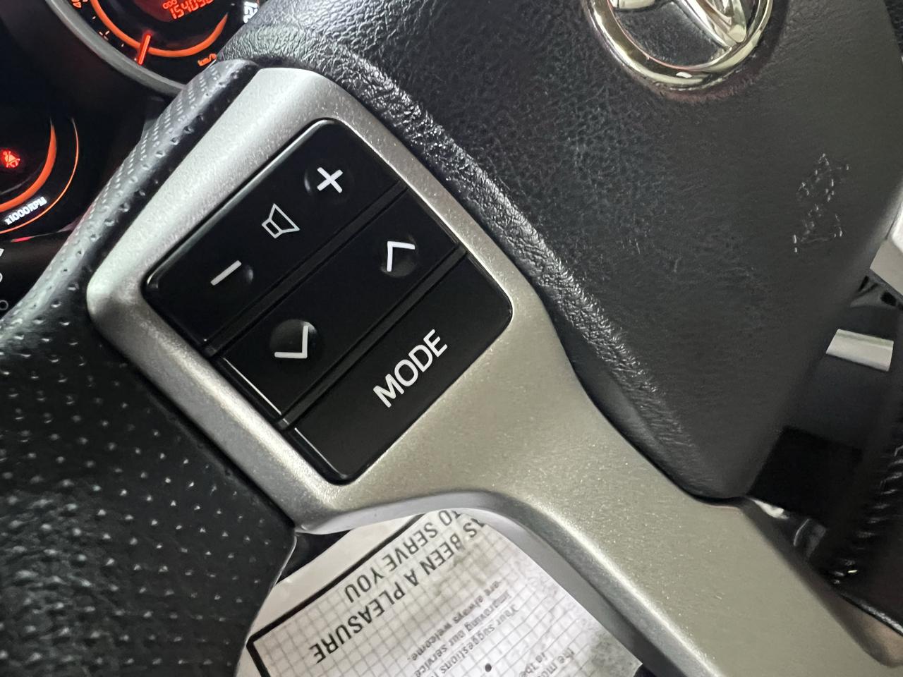 Toyota 4Runner Limited 4WD V6 2011
