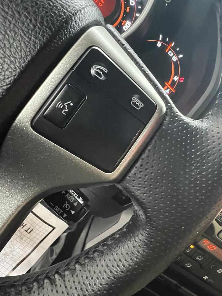 Toyota 4Runner Limited 4WD V6 2011