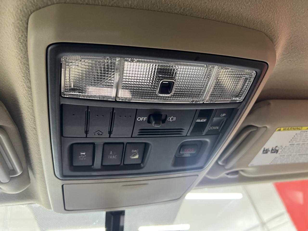 Toyota 4Runner Limited 4WD V6 2011