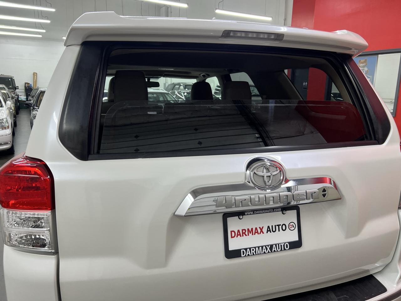 Toyota 4Runner Limited 4WD V6 2011