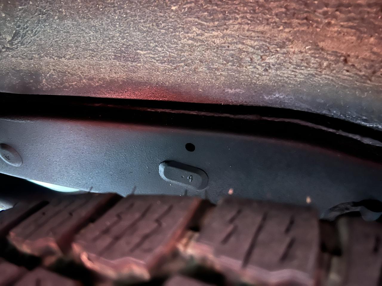 Toyota 4Runner Limited 4WD V6 2011