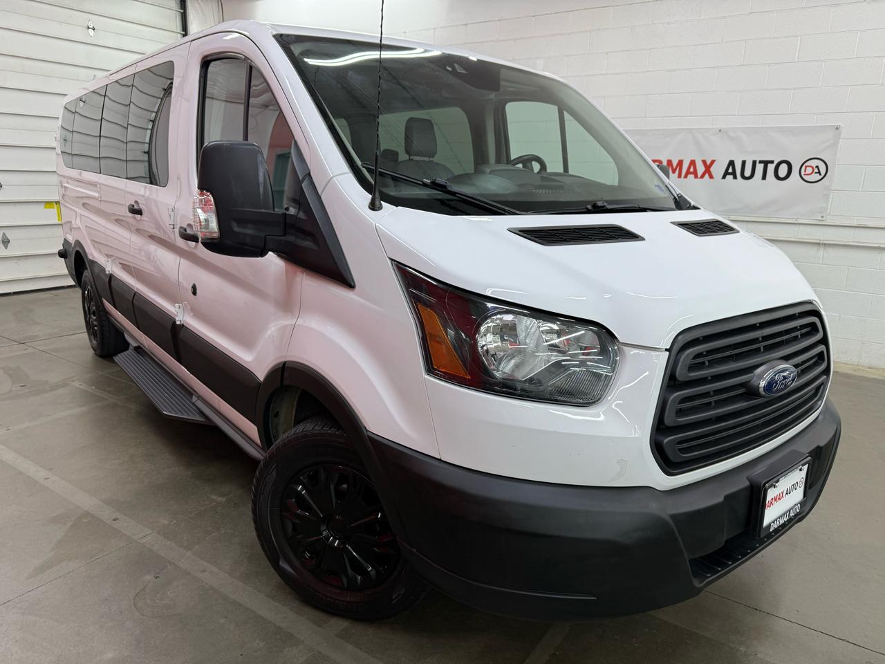 Ford Transit 350 Wagon Low Roof XL 60/40 Pass. 148-in. WB 2017