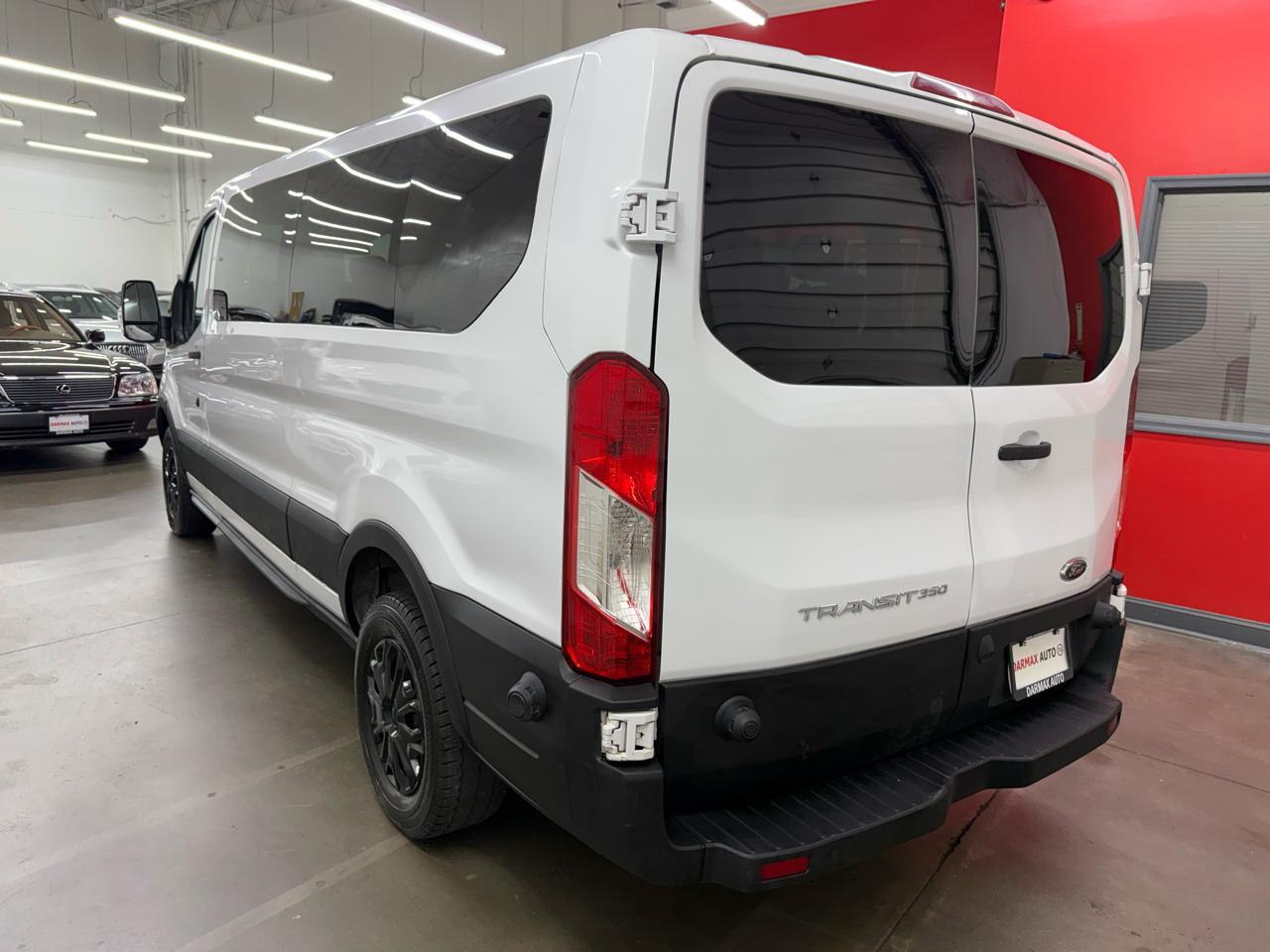 Ford Transit 350 Wagon Low Roof XL 60/40 Pass. 148-in. WB 2017