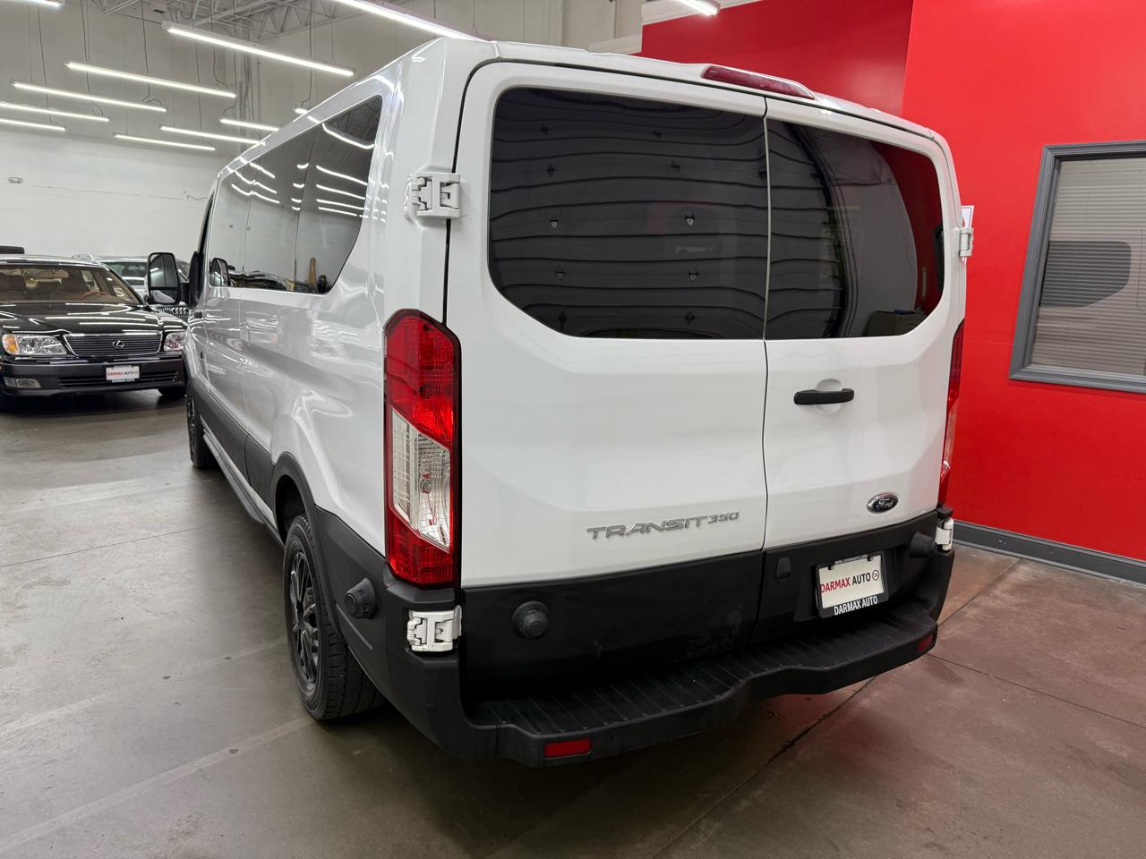 Ford Transit 350 Wagon Low Roof XL 60/40 Pass. 148-in. WB 2017