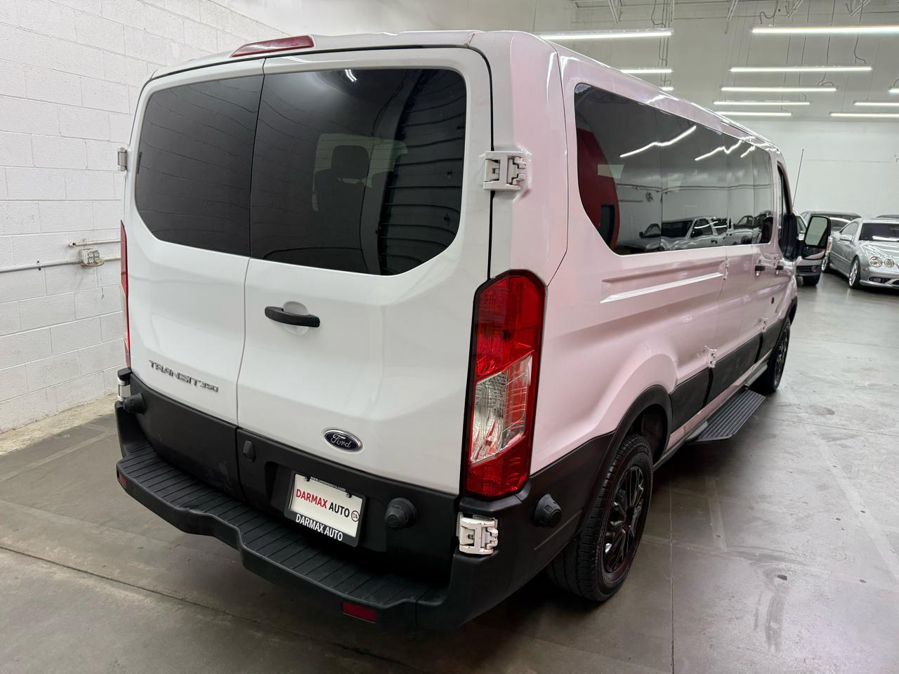 Ford Transit 350 Wagon Low Roof XL 60/40 Pass. 148-in. WB 2017