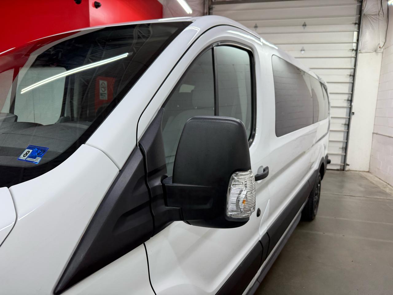 Ford Transit 350 Wagon Low Roof XL 60/40 Pass. 148-in. WB 2017