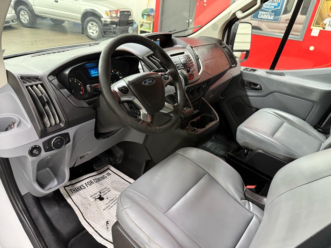 Ford Transit 350 Wagon Low Roof XL 60/40 Pass. 148-in. WB 2017
