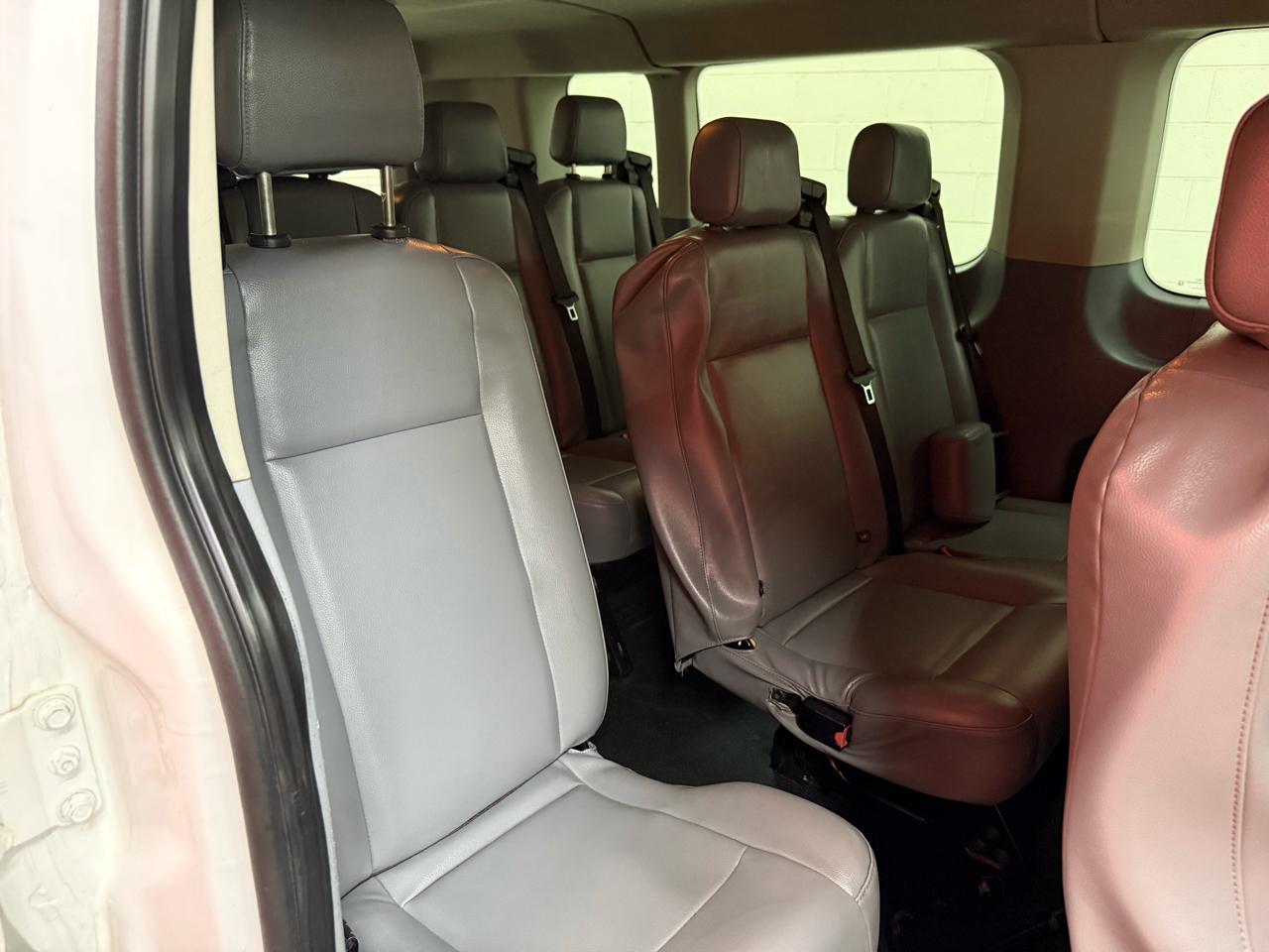 Ford Transit 350 Wagon Low Roof XL 60/40 Pass. 148-in. WB 2017