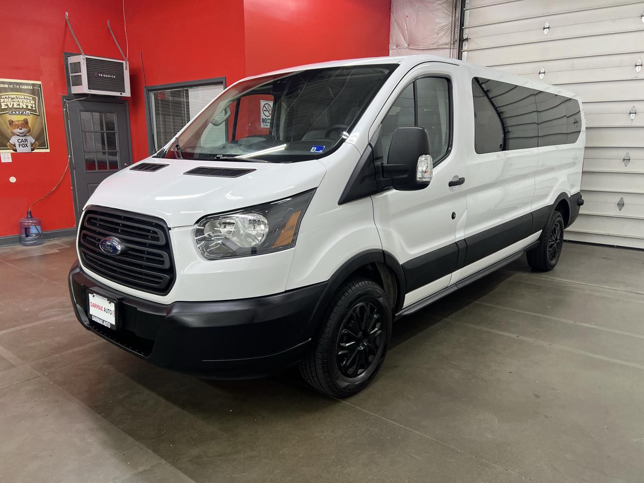 Ford Transit 350 Wagon Low Roof XL 60/40 Pass. 148-in. WB 2017