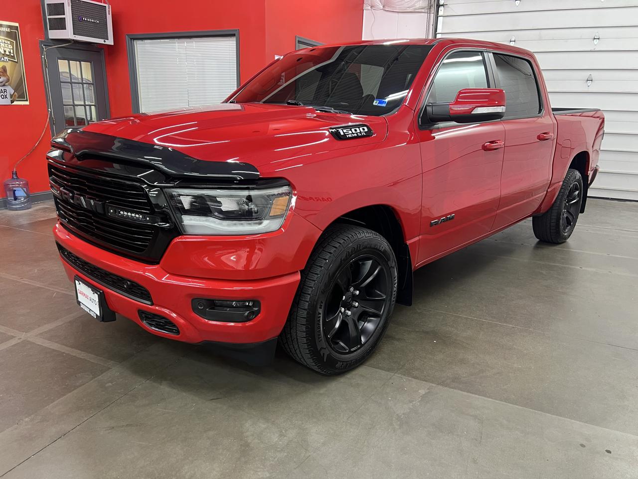 RAM 1500 Big Horn Crew Cab SWB 4WD 2020