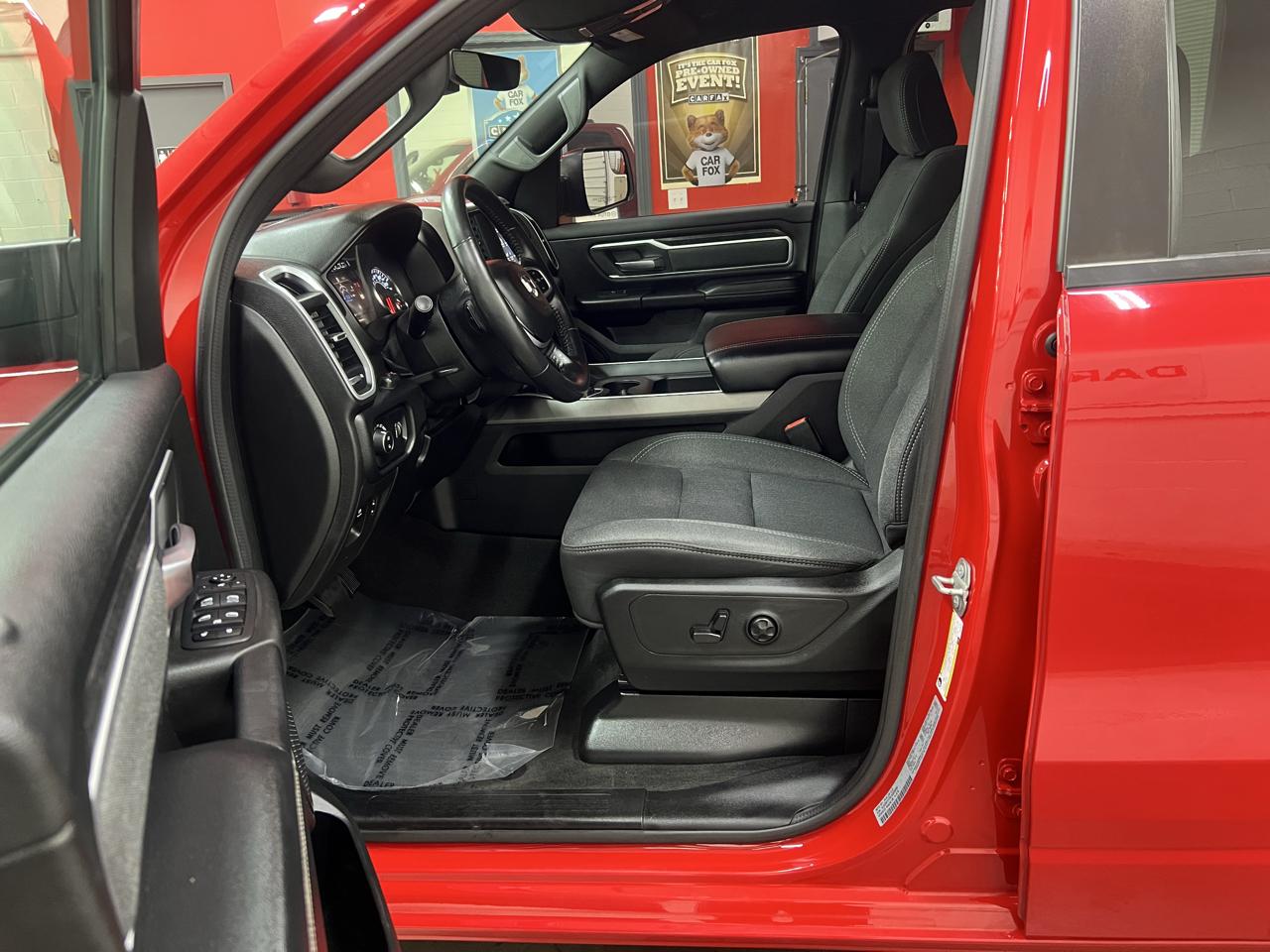 RAM 1500 Big Horn Crew Cab SWB 4WD 2020