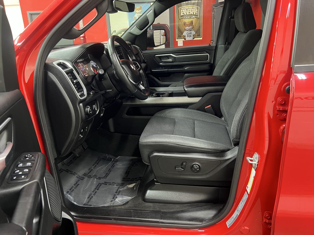 RAM 1500 Big Horn Crew Cab SWB 4WD 2020