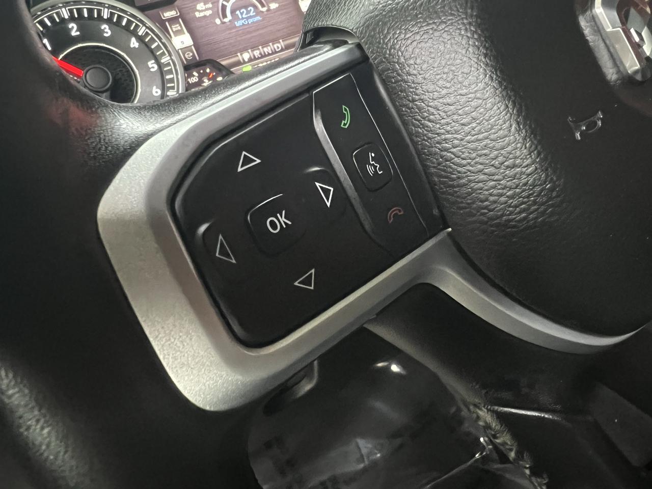 RAM 1500 Big Horn Crew Cab SWB 4WD 2020