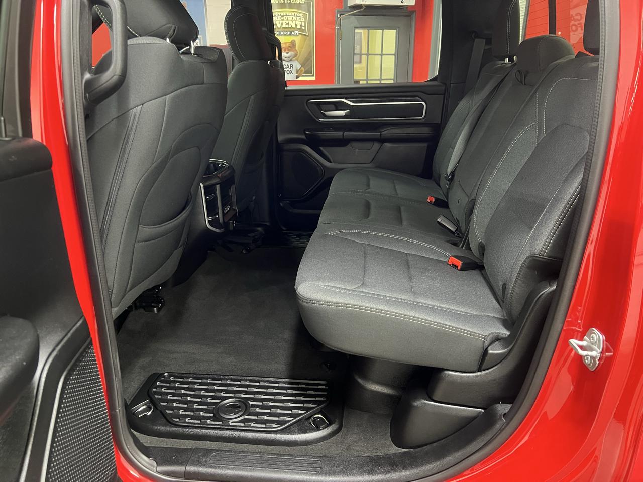 RAM 1500 Big Horn Crew Cab SWB 4WD 2020