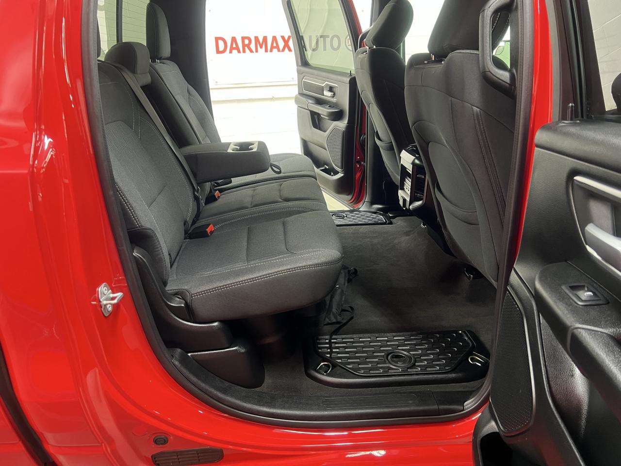 RAM 1500 Big Horn Crew Cab SWB 4WD 2020