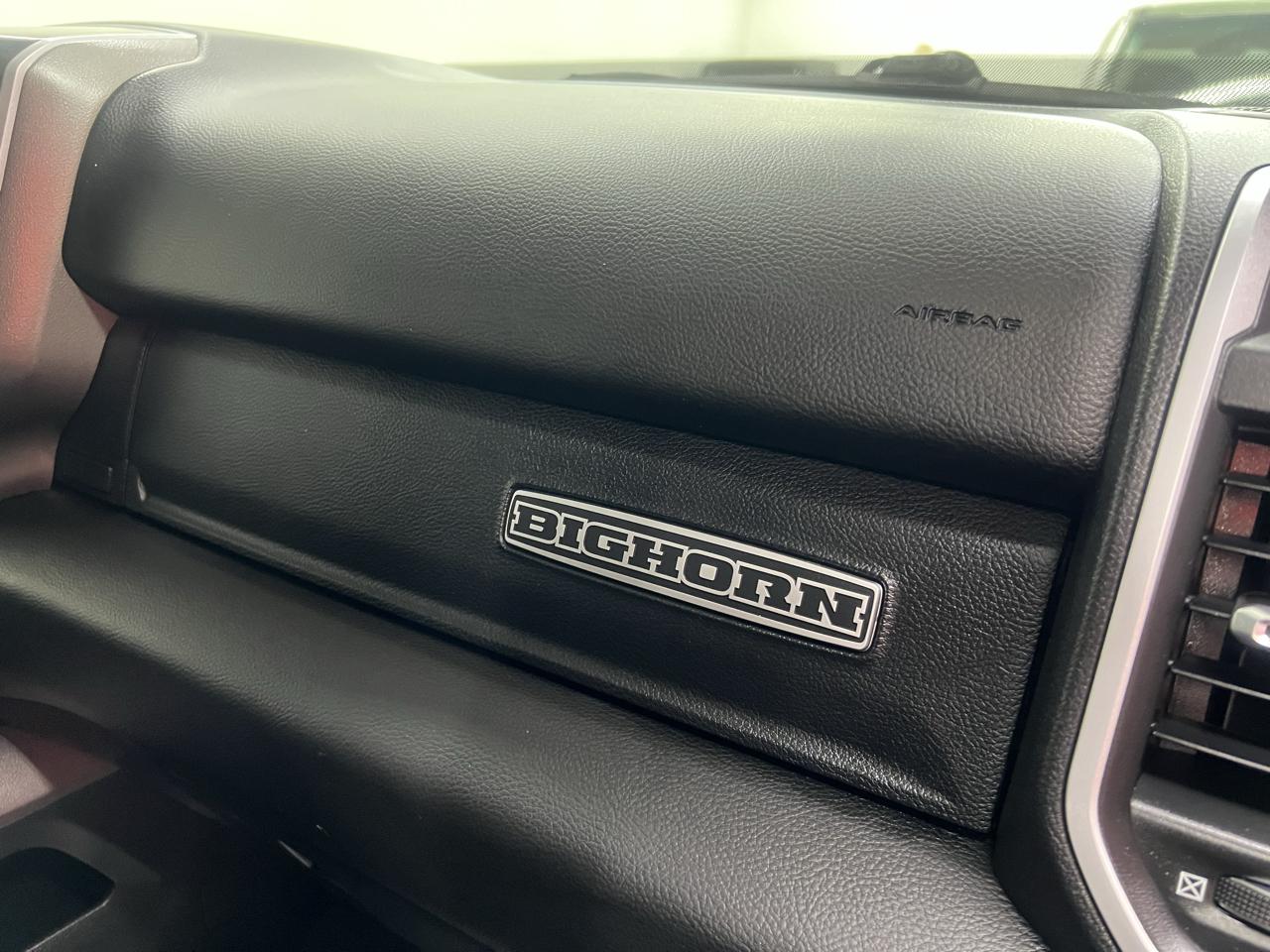 RAM 1500 Big Horn Crew Cab SWB 4WD 2020