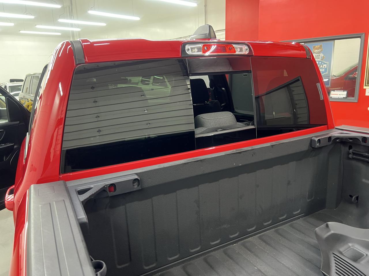 RAM 1500 Big Horn Crew Cab SWB 4WD 2020