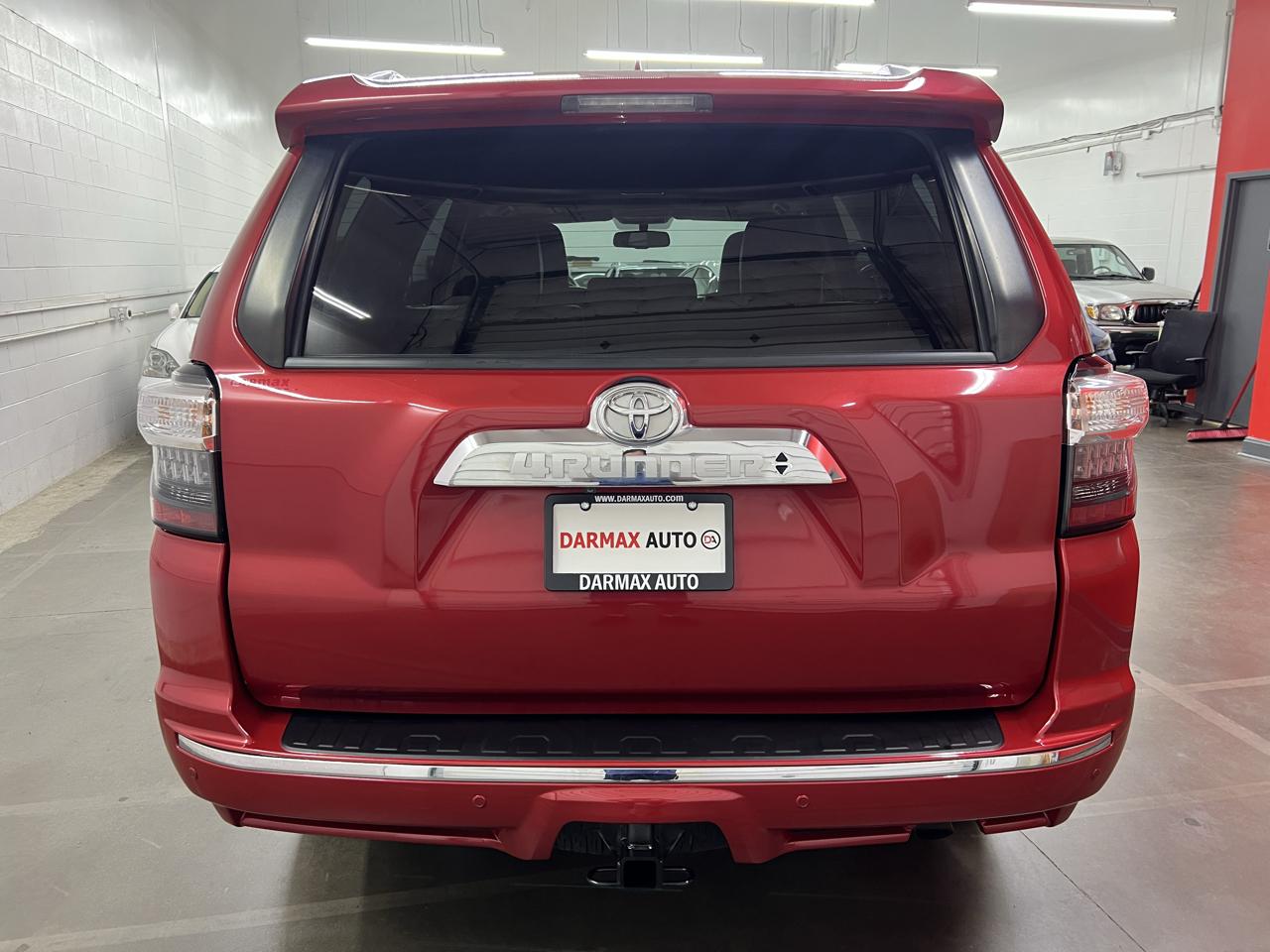 Toyota 4Runner Limited 4WD V6 2015