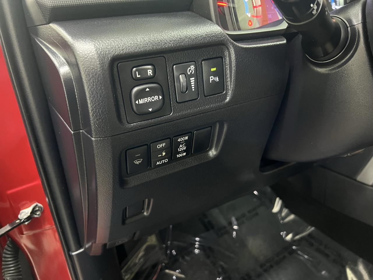 Toyota 4Runner Limited 4WD V6 2015