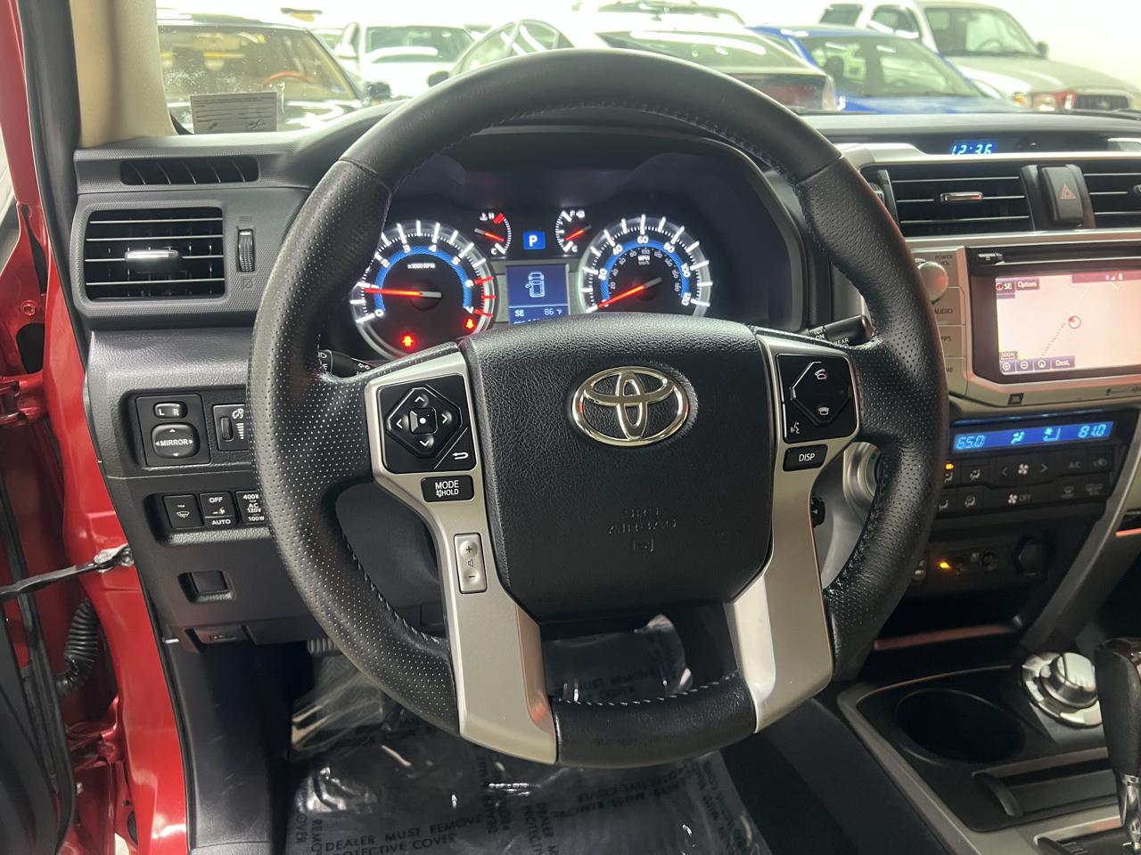 Toyota 4Runner Limited 4WD V6 2015