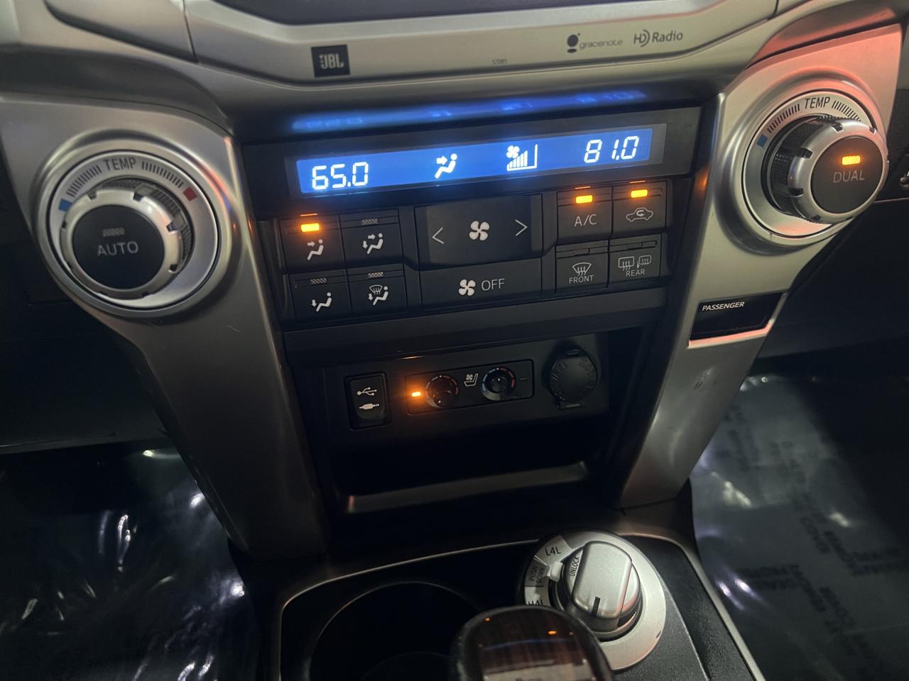 Toyota 4Runner Limited 4WD V6 2015