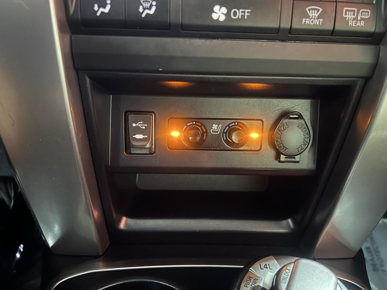 Toyota 4Runner Limited 4WD V6 2015