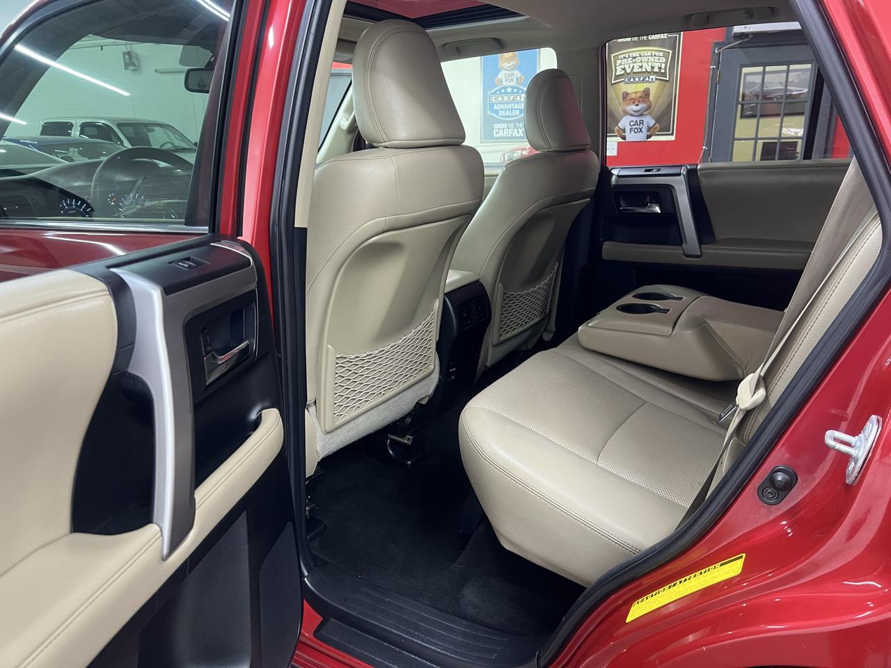 Toyota 4Runner Limited 4WD V6 2015