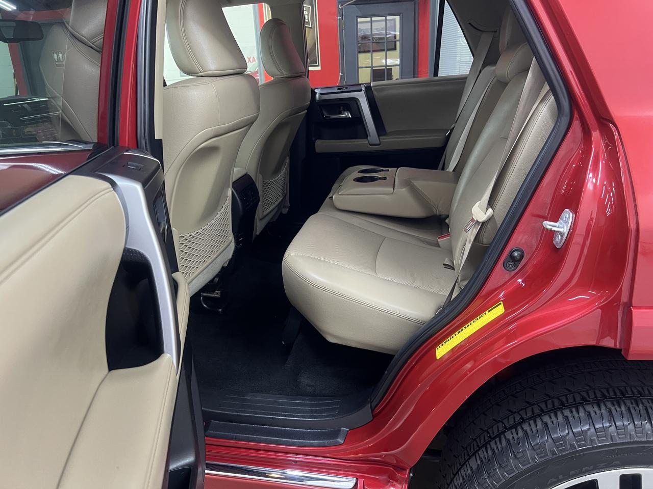 Toyota 4Runner Limited 4WD V6 2015