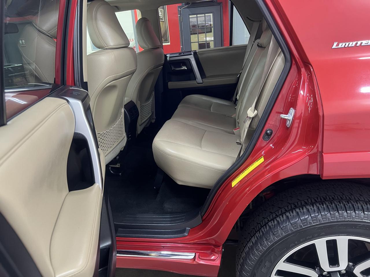 Toyota 4Runner Limited 4WD V6 2015