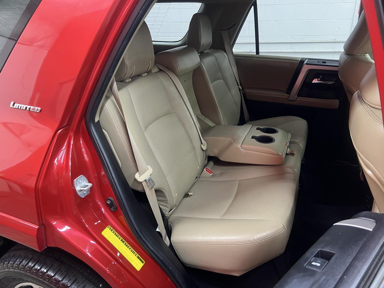 Toyota 4Runner Limited 4WD V6 2015