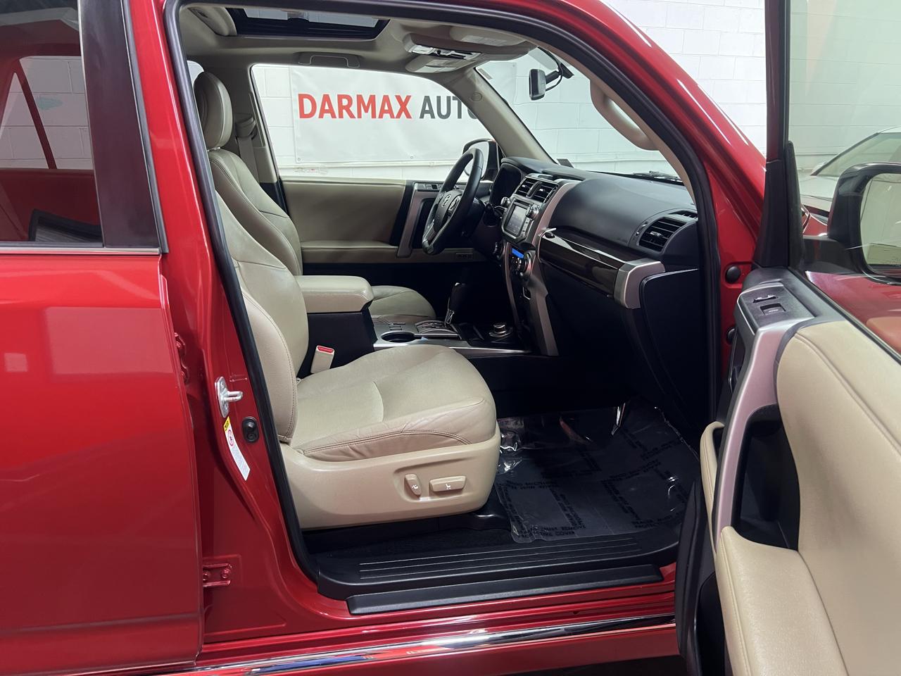 Toyota 4Runner Limited 4WD V6 2015