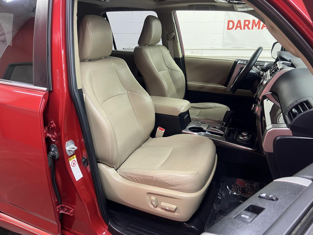 Toyota 4Runner Limited 4WD V6 2015