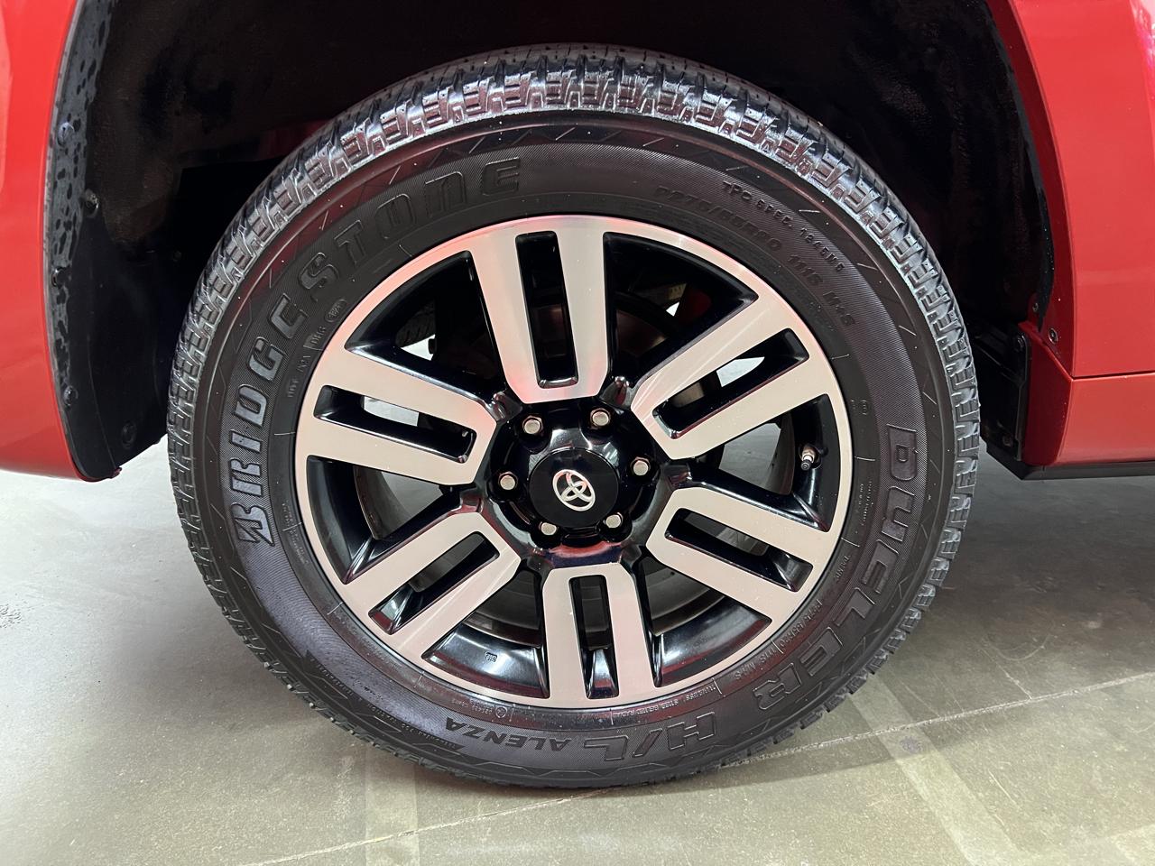 Toyota 4Runner Limited 4WD V6 2015