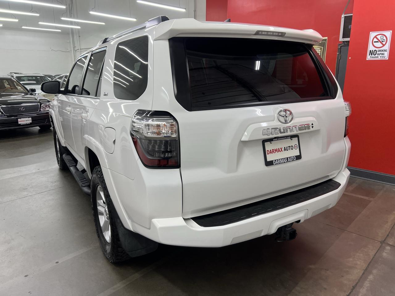 Toyota 4Runner SR5 Premium 4WD 2021
