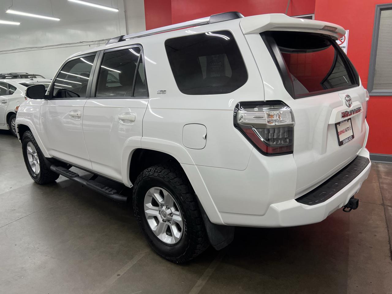 Toyota 4Runner SR5 Premium 4WD 2021