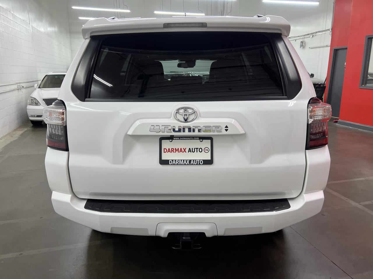 Toyota 4Runner SR5 Premium 4WD 2021