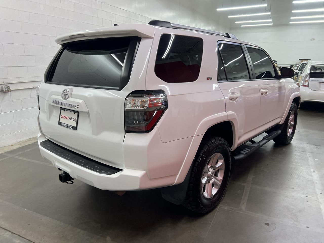 Toyota 4Runner SR5 Premium 4WD 2021