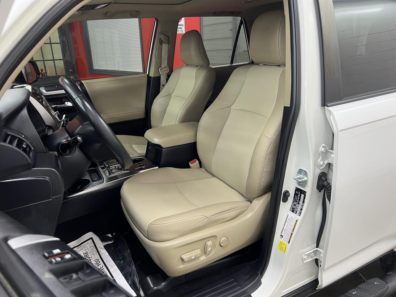 Toyota 4Runner SR5 Premium 4WD 2021