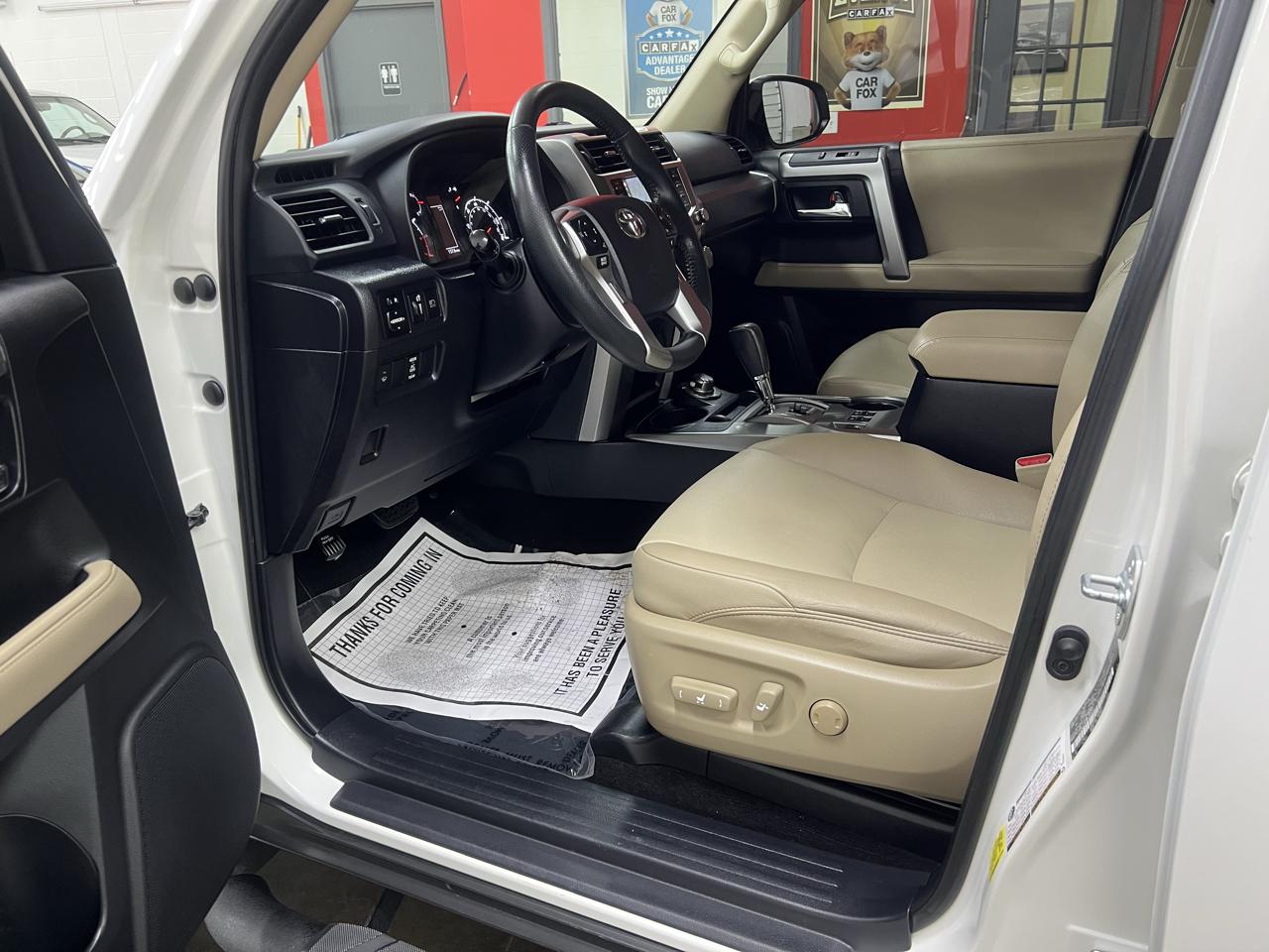 Toyota 4Runner SR5 Premium 4WD 2021